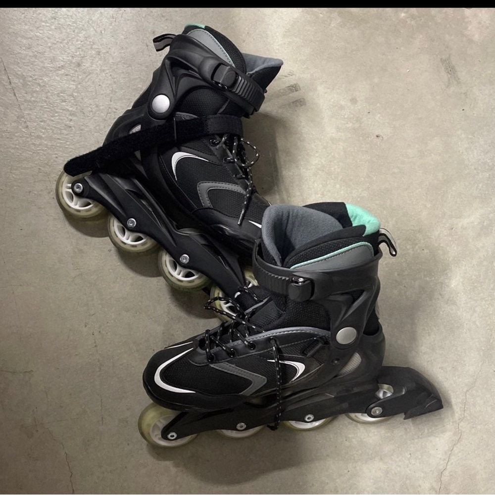 Roller blades size 8 l